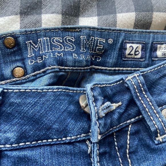 Miss Me Women's Blue Jeans - Picture 6 of 8